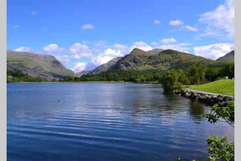 Holiday home Homely House At The Foot Of Snowdonia *